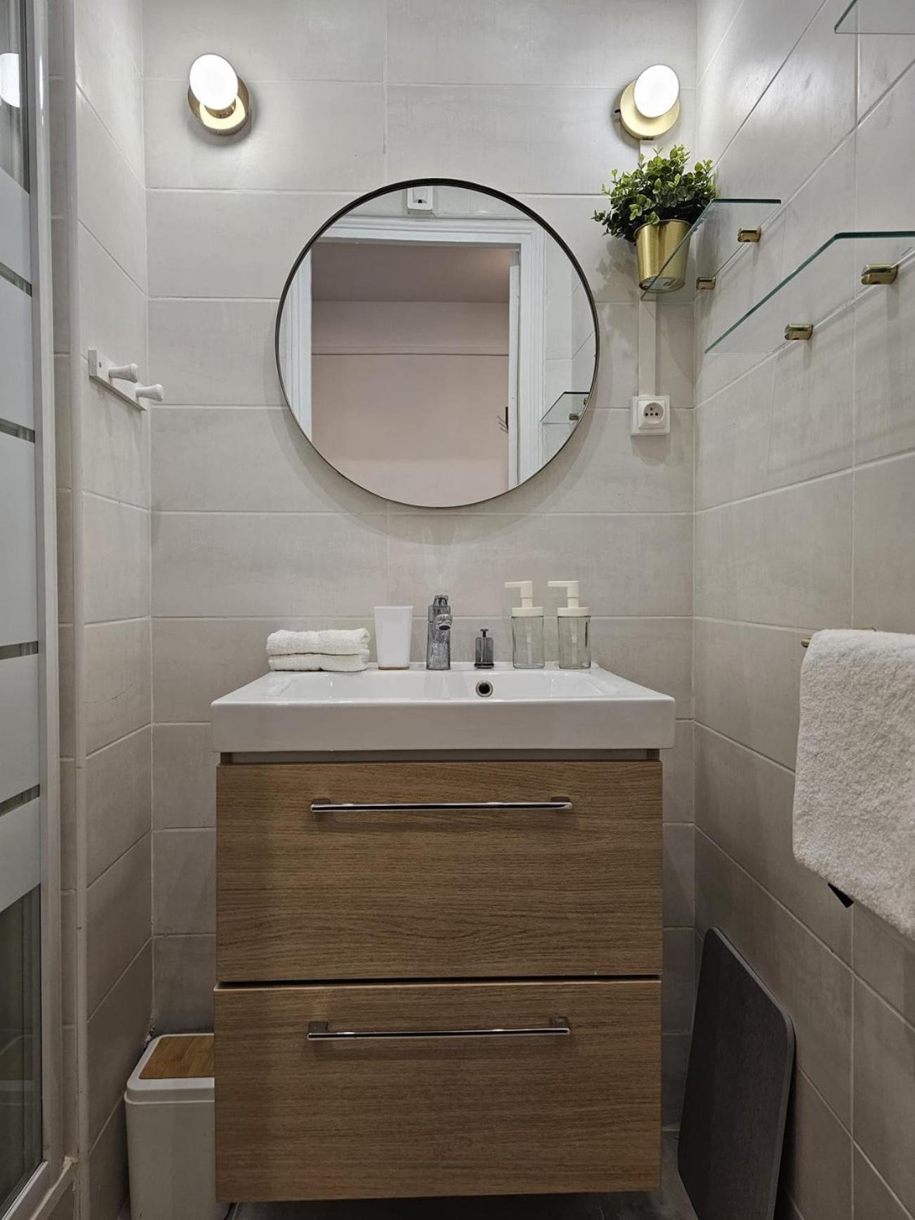 Beautiful 1 Bedroom Flat In Paris 17Th Exteriör bild