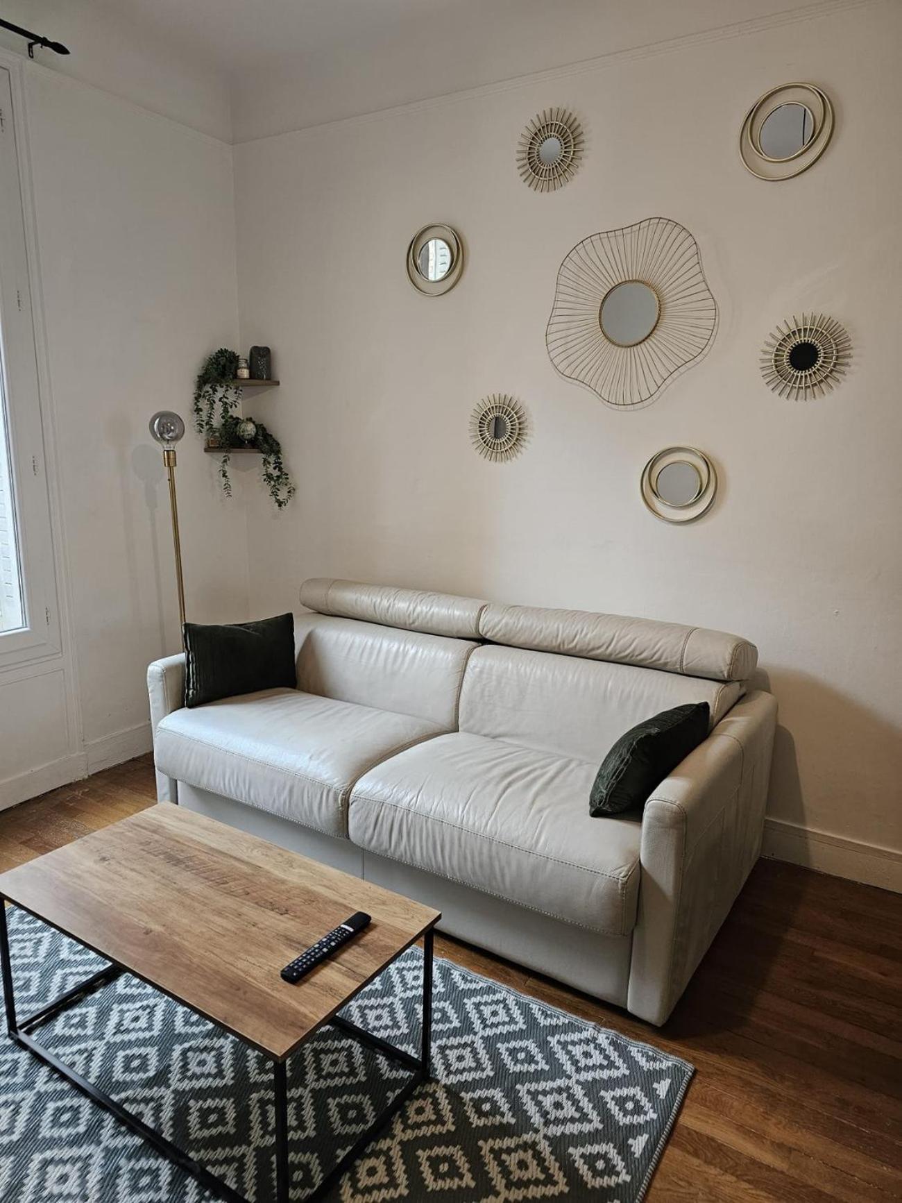Beautiful 1 Bedroom Flat In Paris 17Th Exteriör bild